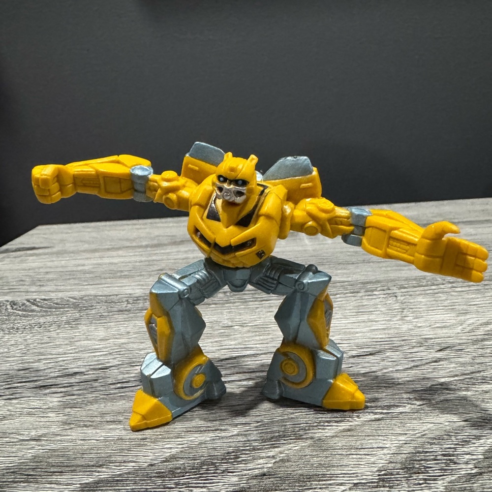 Hasbro | Transformers: Bumblebee (2009) - 3” Collectible Toy Figure